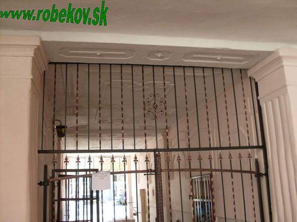 Kovová mreža na mieru – realizácia ROBEKOV, fotografia 8